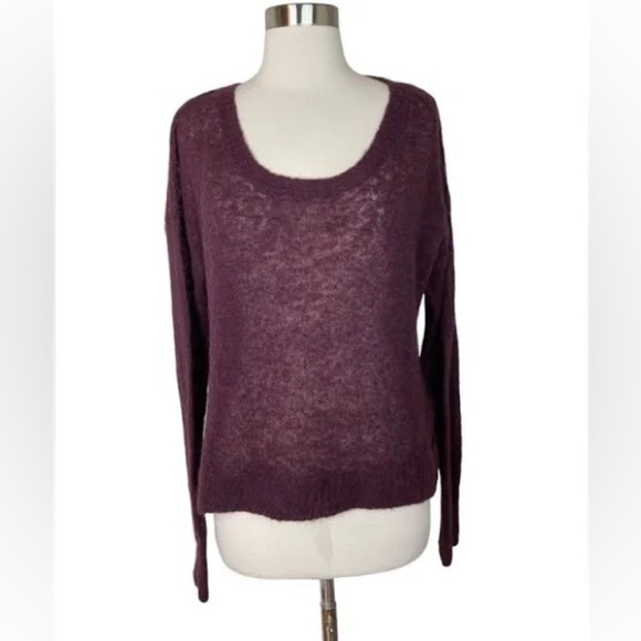 UGG Lightweight Relaxed Pullover Sweater - Picture 2 of 8